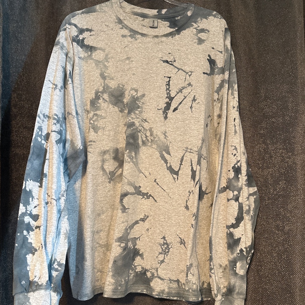 NEW! X Large Long Sleeve Tie Dye Gray Tee